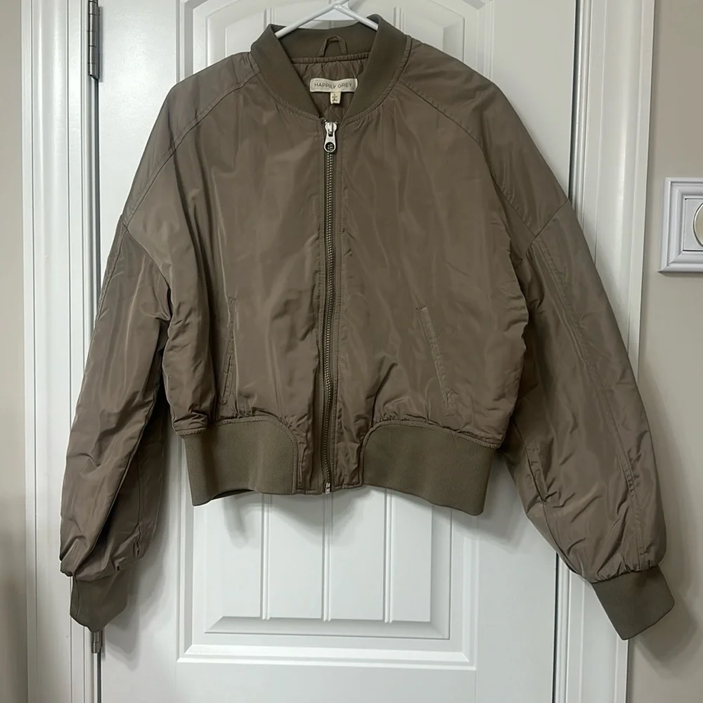 Bomber jacket - Picture 1 of 4